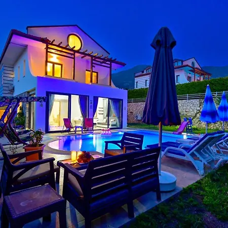 Lorenzo- 4 Bedroom In Hisaronu